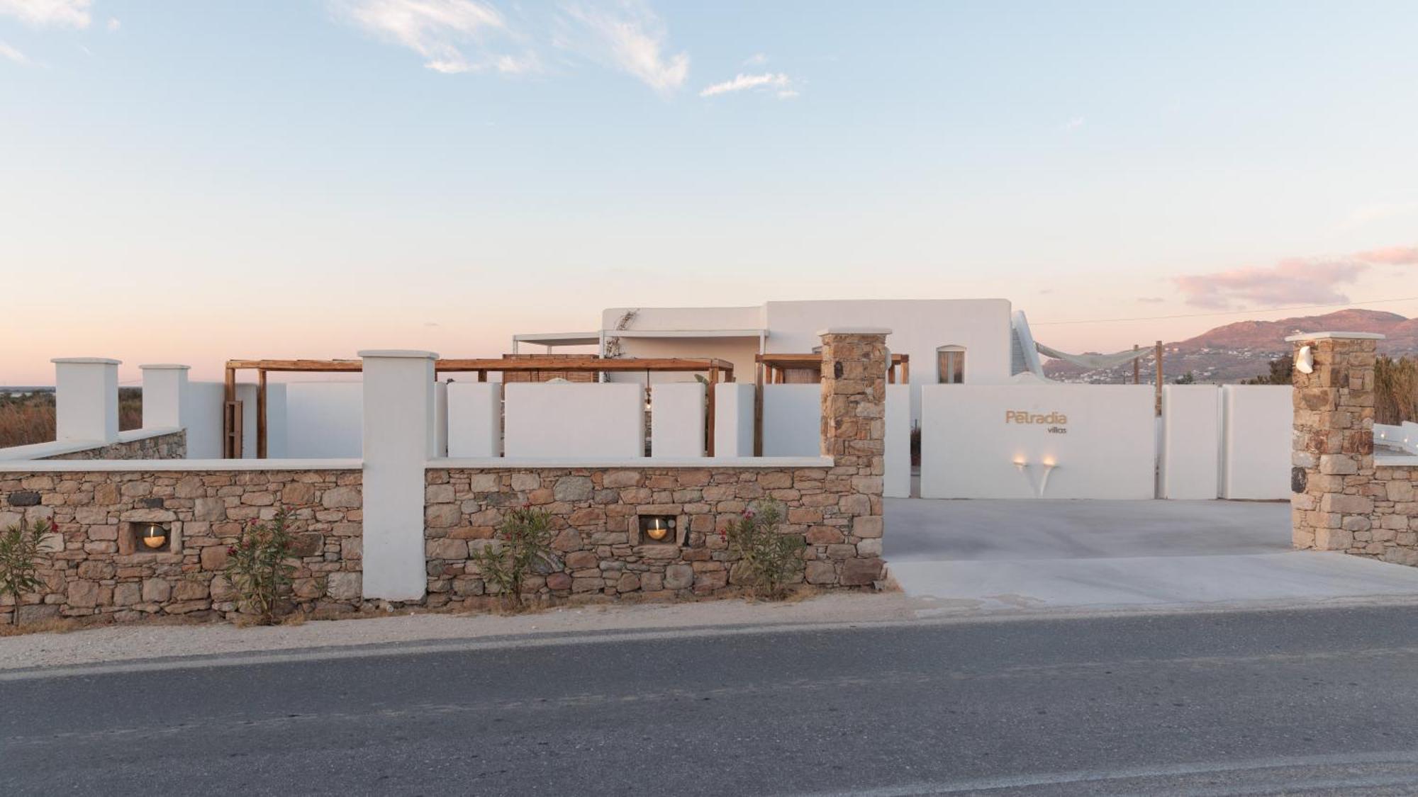 Petradia Villas Agia Anna  Екстериор снимка